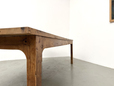 Grande table de ferme brutaliste en chêne massif des années 50, vue 25