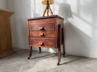 Petit meuble d'appoint / Chevet, vue 3