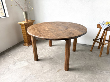 Table ronde brutaliste en chêne massif, années 50, vue 3