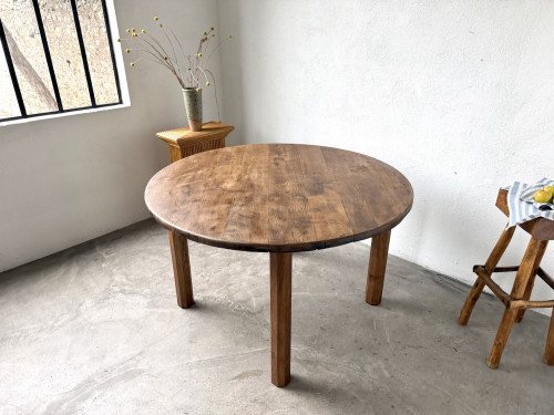 Table ronde brutaliste en chêne massif, années 50, vue 7