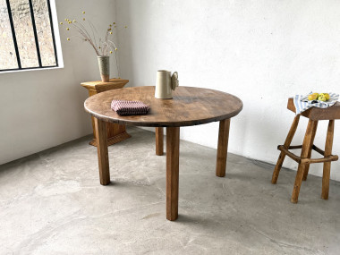 Table ronde brutaliste en chêne massif, années 50, vue 22