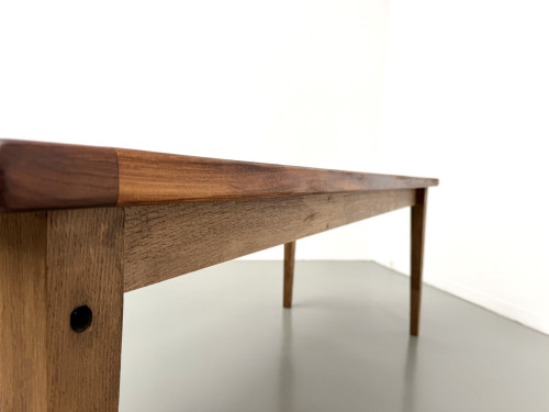 Table de repas en chêne aux pieds fuseaux, années 70, L200 cm, vue 23