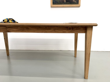 Ceinture en pin et pied fuseau de la table de campagne années 70