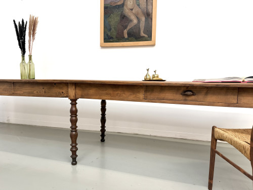 Ceinture en pin et tiroir de la grande table de ferme
