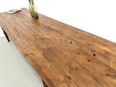 Plateau de 396 cm en pin massif, finition vernis satiné