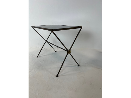 Grande table gigogne en métal et verre noir, années 50