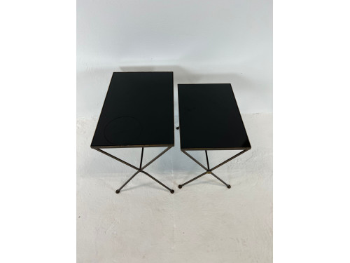 Tables gigognes en métal et verre, vue plongeante