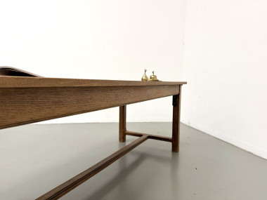 Ceinture et longue entretoise d'une table de ferme en chêne