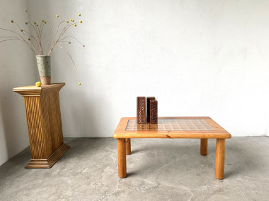 Table basse scandinave en pin massif et verre, années 70, 92 cm, Maison Lecan