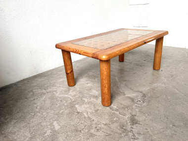 Table basse en pin massif et verre, dans l'esprit de Rainer Daumiller