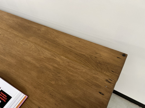 Grande table écritoire des années 40 en chêne massif, vue 11
