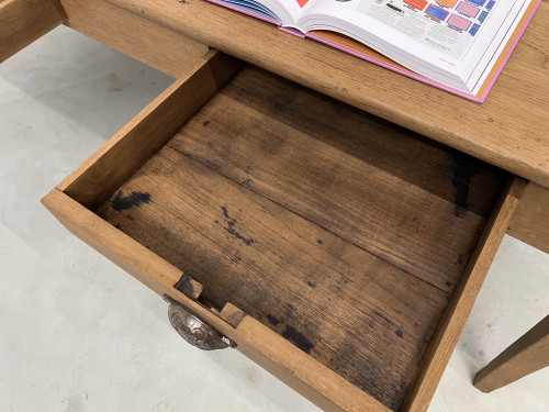 Grande table écritoire des années 40 en chêne massif, vue 17