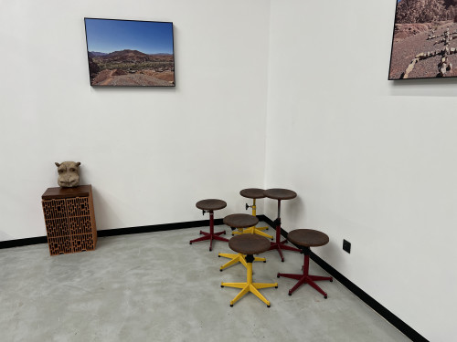 Série de 6 tabourets d'école vintage, années 50, vue 13