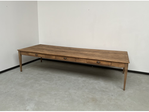 Très grande table de ferme vintage aux pieds fuseaux, vue 2