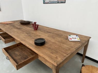 Très grande table de ferme vintage aux pieds fuseaux, vue 23