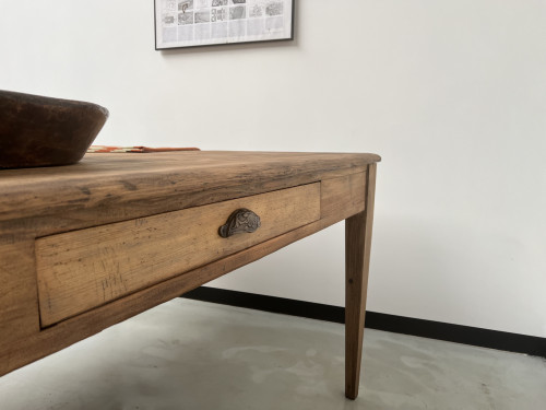 Très grande table de ferme vintage aux pieds fuseaux, vue 35