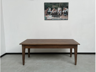 Table de ferme en noyer massif aux pieds fuseaux, vue 2