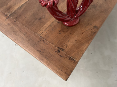 Table de ferme en noyer massif aux pieds fuseaux, vue 22
