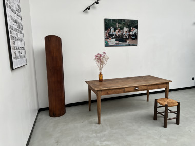 Petite table de ferme à pieds fuseaux, vue 20