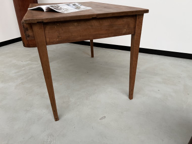 Bureau 1900 en noyer massif, vue 17