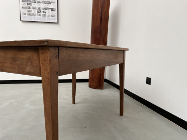 Bureau 1900 en noyer massif, vue 19