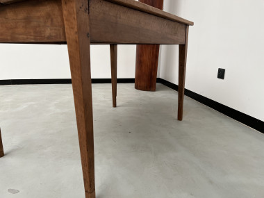 Bureau 1900 en noyer massif, vue 20