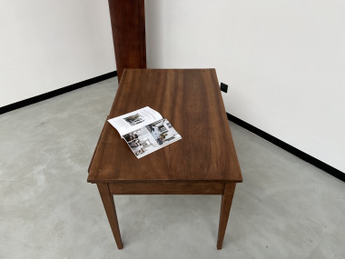 Bureau 1900 en noyer massif, vue 22