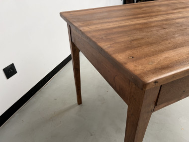 Bureau 1900 en noyer massif, vue 24