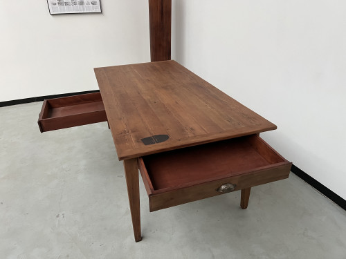 Table de ferme en teck aux pieds fuseaux, vue 15