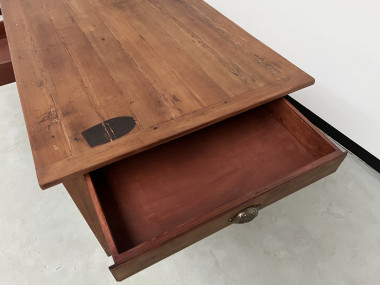 Table de ferme en teck aux pieds fuseaux, vue 16