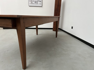 Table de ferme en teck aux pieds fuseaux, vue 17