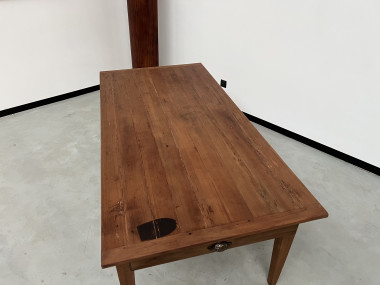 Table de ferme en teck aux pieds fuseaux, vue 21