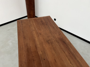 Table de ferme en teck aux pieds fuseaux, vue 23