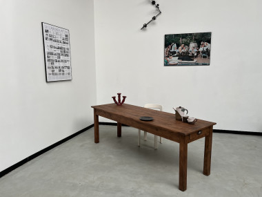 Table de ferme en pin 223 cm, années 70, vue 42