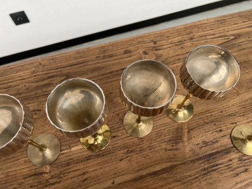 9 verres anciens en métal argenté et laiton, vue 13