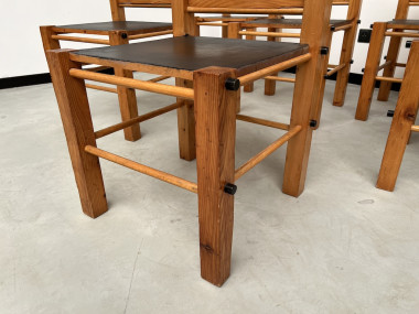 Serie de 6 chaises modernistes en pin, vue 5