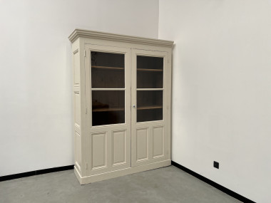 Grande armoire d'angle des années 1900, couleur lin pur, vue 2