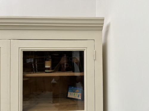 Grande armoire d'angle des années 1900, couleur lin pur, vue 11