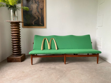 Enseigne Mac Donald's en laiton massif, circa 1970, vue 12