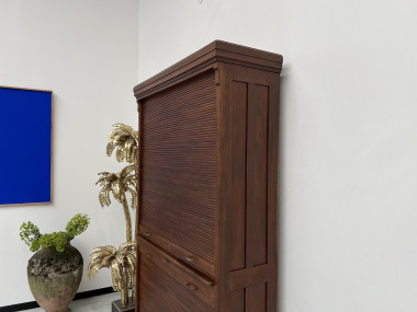 Armoire à rideaux en chêne massif, circa 1930, vue 5