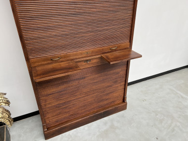 Armoire à rideaux en chêne massif, circa 1930, vue 11