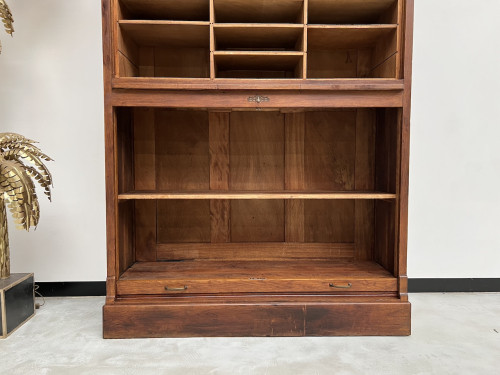 Armoire à rideaux en chêne massif, circa 1930, vue 15
