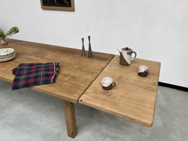 Grande table de ferme des années 60, en chêne massif, à rallonges, vue 6