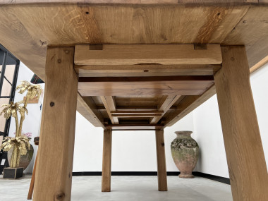 Grande table de ferme des années 60, en chêne massif, à rallonges, vue 23