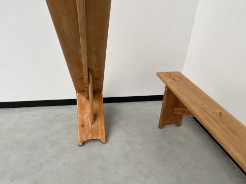 Paire de bancs en pin, DLG Charlotte Perriand, vue 8