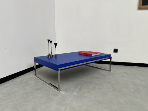 Table basse moderniste vintage, couleur bleu Klein, vue 8