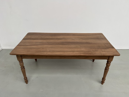 Table de ferme en noyer, vue 3