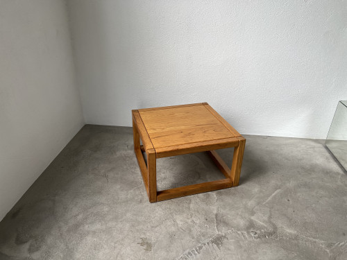Table basse carrée de la Maison Regain, vue 9