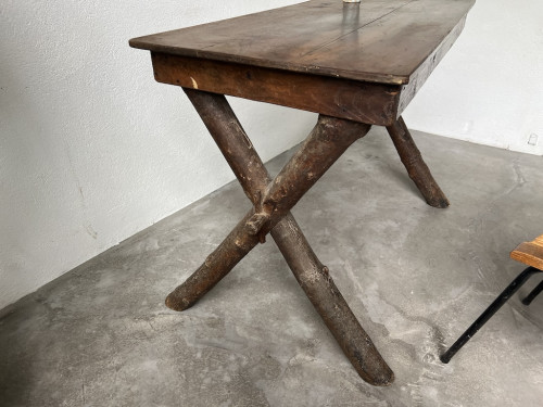 Bureau en noyer massif, art populaire, Savoie, vers 1900, vue 8