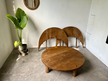 Table basse ronde en chêne massif, DLG Pierre Chapo, avec ses rallonges., vue 4